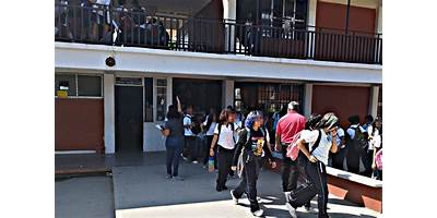 SECUNDARIA TECNICA 18