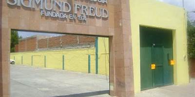 SIGMUND FREUD