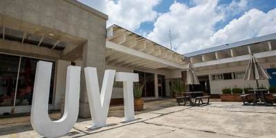 UNIVERSIDAD DEL VALLE DE TOLUCA