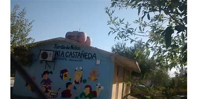 ESTEFANÍA CASTAÑEDA