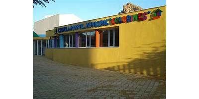 PREESCOLAR COMUNITARIO LOS COLORINES