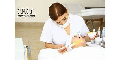 CENTRO DE ESTUDIOS COSMETOLOGIA Y COSMEATRIA