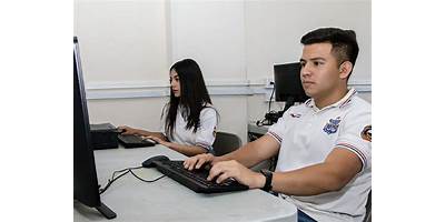 CENTRO DE ESTUDIOS DE SISTEMAS COMPUTACIONALES ADMINISTRATIVOS C.E.S.C.A.