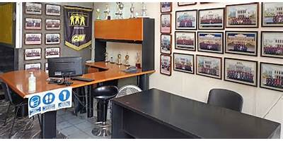 CENTRO DE ESTUDIOS INTENSIVOS