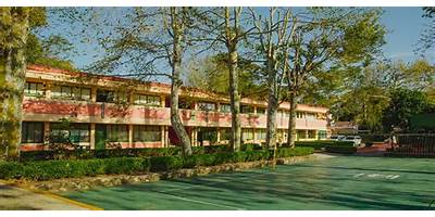 COLEGIO LAS HAYAS
