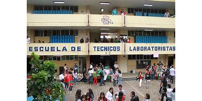 ESCUELA DE TECNICOS LABORATORISTAS UAEM