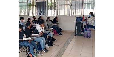 ESCUELA PREPARATORIA ESTATAL NO. 8, CARLOS CASTILLO PERAZA