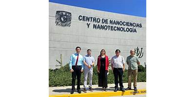 CENTRO DE NANOCIENCIAS Y NANOTECNOLOGÍA
