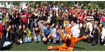 COLEGIO DE COMUNICACION Y PERIODISMO