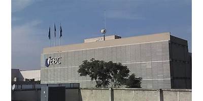 ESCUELA BANCARIA Y COMERCIAL CAMPUS TLALNEPANTLA