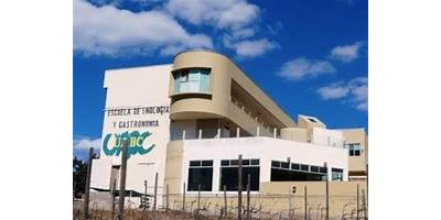 ESCUELA DE ENOLOGIA Y GASTRONOMIA