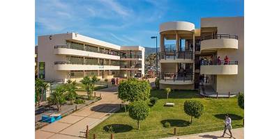 FACULTAD DE CIENCIAS ADMINISTRATIVAS Y SOCIALES