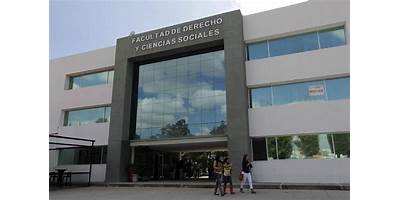 FACULTAD DE DERECHO