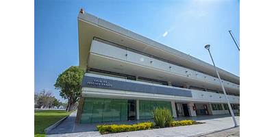 FACULTAD DE DERECHO UAG