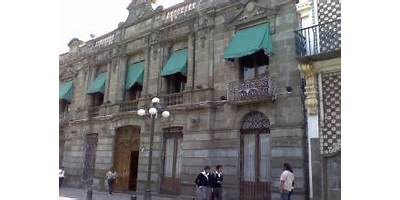FACULTAD DE FILOSOFIA Y LETRAS