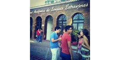 FACULTAD DE LENGUAS EXTRANJERAS