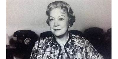 AMALIA GONZALEZ CABALLERO DE CASTILLO LEDON