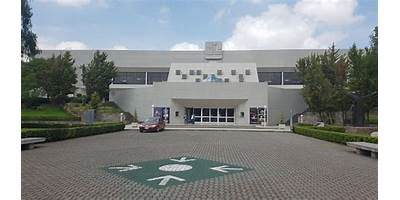 CENTRO ESCOLAR DEL LAGO
