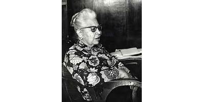 CLEMENTINA BATALLA TORRES
