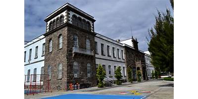 COLEGIO DE IDIOMAS