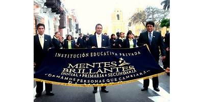 COLEGIO MENTES BRILLANTES