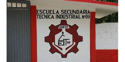 ESCUELA SECUNDARIA TÉCNICA 69