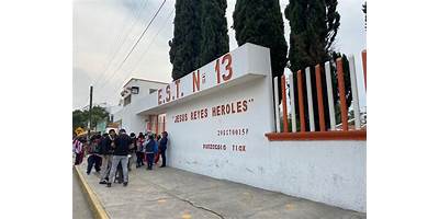 ESCUELA SECUNDARIA TECNICA NUM. 13 JESUS REYES HEROLES