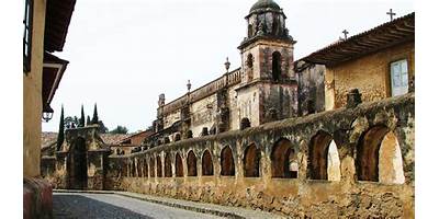 GUADALUPE C DE ZAVALETA
