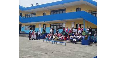 INSTITUTO CUMBRES LOMAS