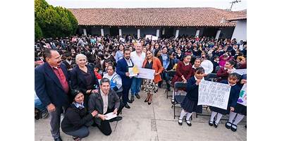 J REFUGIO LEPE