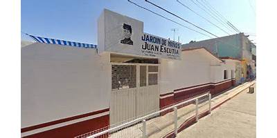 JUAN ESCUTIA