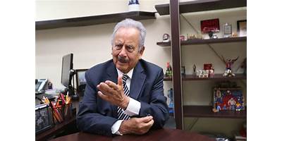 LIC AUGUSTO GOMEZ VILLANUEVA