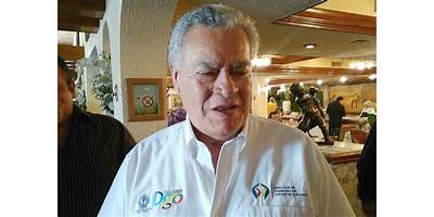 LIC. FRANCISCO ESPARZA HERNANDEZ