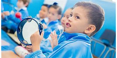 LITTLE FRIENDS UNIVERSIDAD
