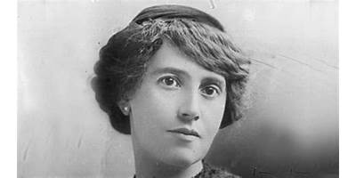 MARIA DEL CARMEN SERDAN ALATRISTE