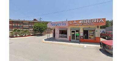 MARIA LAVALLE URBINA