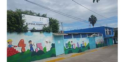NIÑOS HEROES