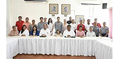 NIÑOS Y NIÑAS DEL MAYAB