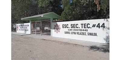 SECUNDARIA TECNICA NUM. 44