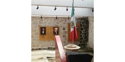 SIMBOLOS PATRIOS