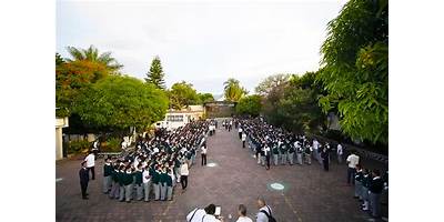 VALENTIN GOMEZ FARIAS