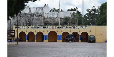 OFELIA GARZA DEL CASTILLO