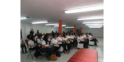 ACADEMIA DE BELLEZA REFLEJOS