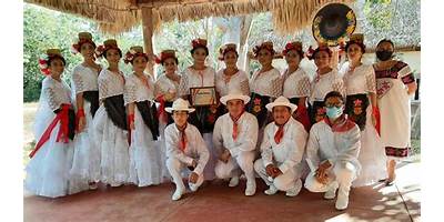ACADEMIA DE DANZA O'KOOT