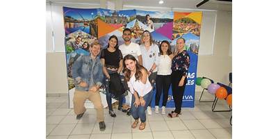 INSTITUTO DE CAPACITACION DE PROFESIONALES DE INGLES
