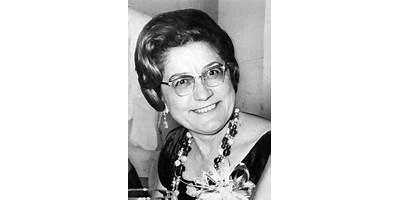 MARIA LAVALLE URBINA