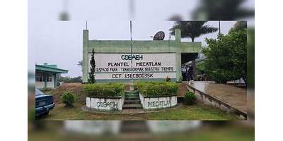 COLEGIO DE BACHILLERES PLANTEL MECATLAN