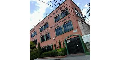 COLEGIO MAKARENKO