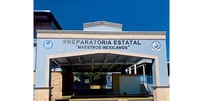 ESCUELA PREPARATORIA ESTATAL NO. 8421 "MAESTROS MEXICANOS"