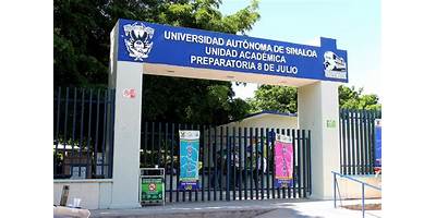 PREPARATORIA 8 DE JULIO
